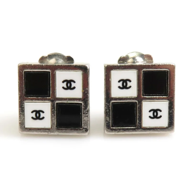 Drop Earrings for Gym Workout -Chanel   Metal Plastic Clip Earrings (Pre-Owned)