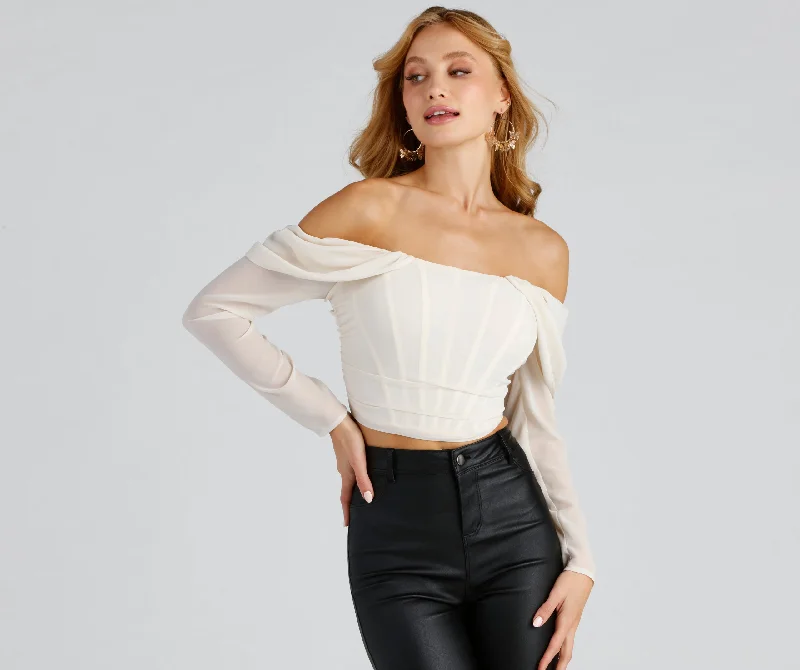 Necklaces and pendants with pearls for a classic and sophisticated touch-Effortless And Chic Cropped Corset Top