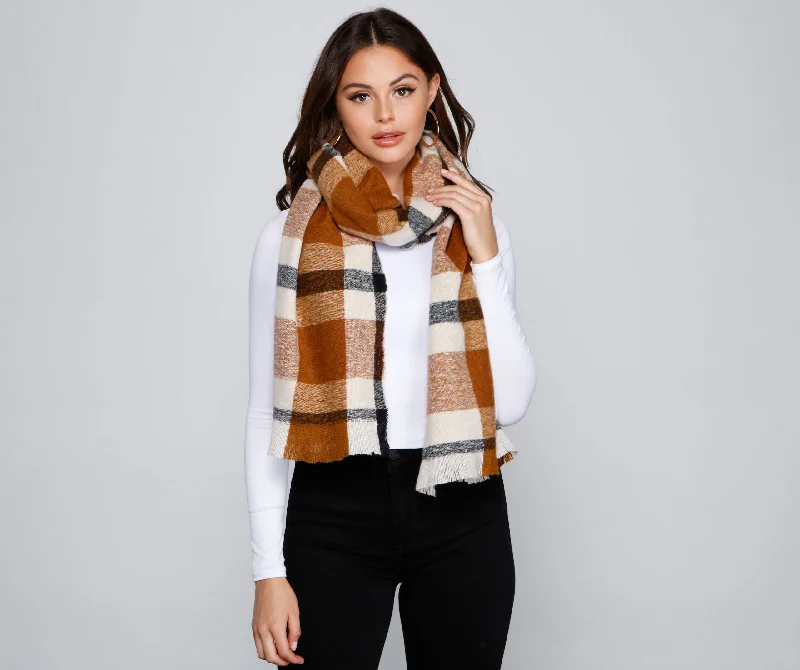 Necklaces and pendants with ocean-inspired designs for a refreshing, beachy feel-Season Of Cozy Plaid Blanket Scarf